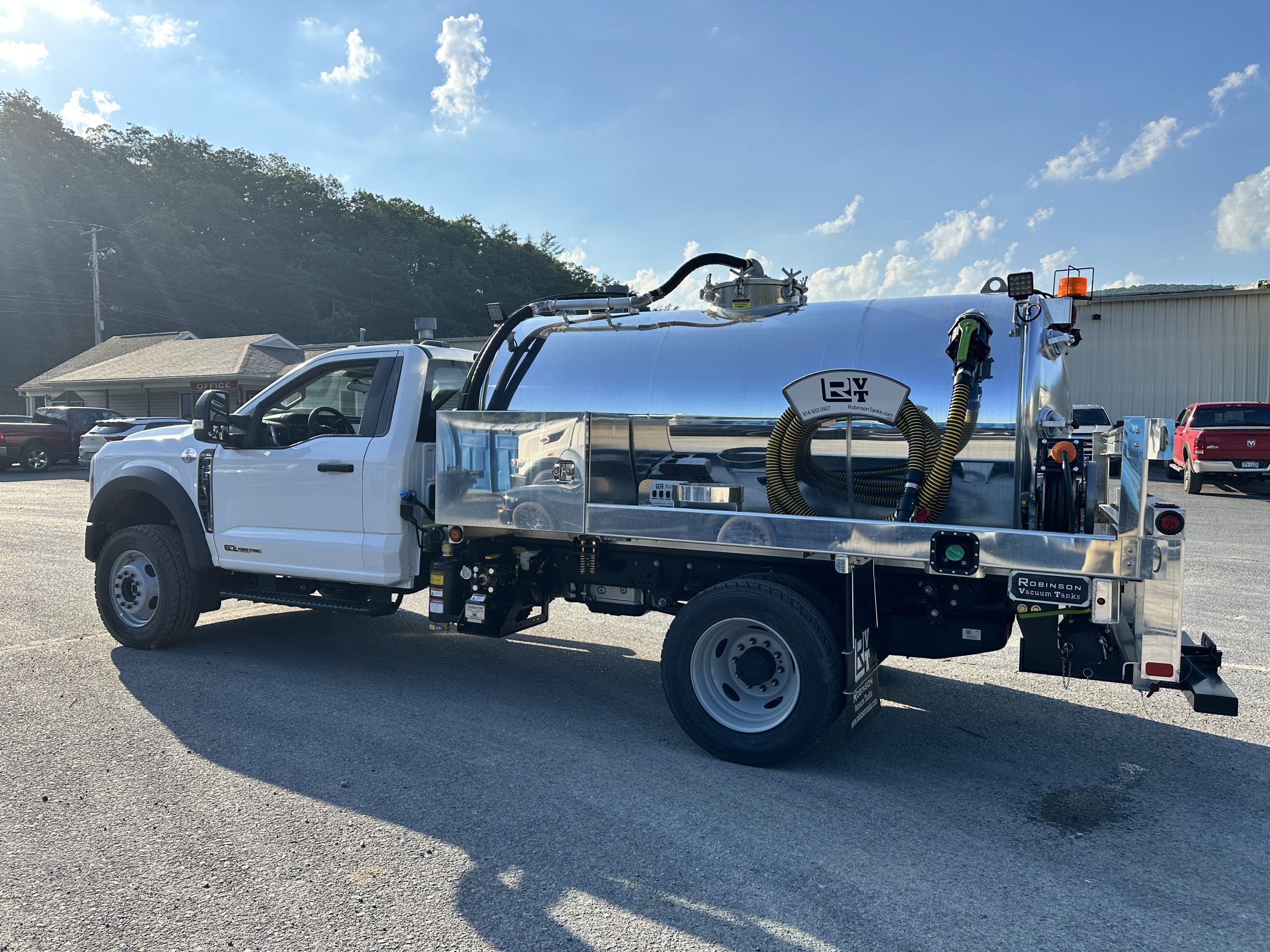 2025 Ford F-600 4x4 with PR1200A (WRT10363)