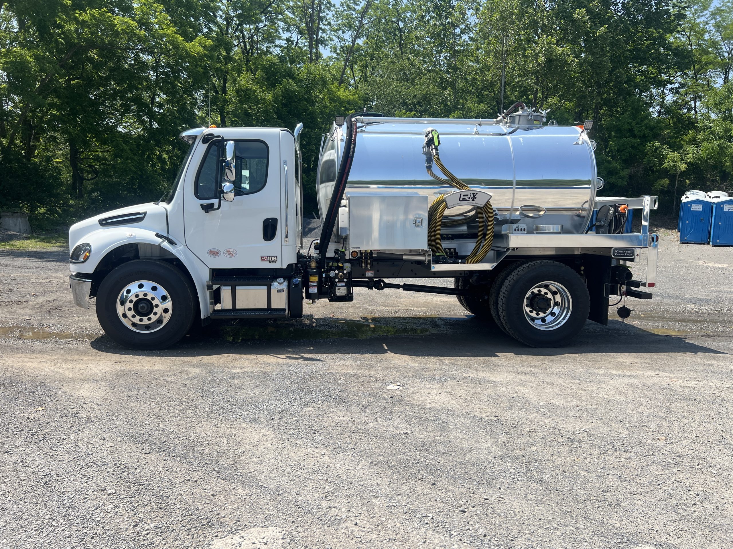 2025 Freightliner M2-106 with PR2000A (WRT10322)